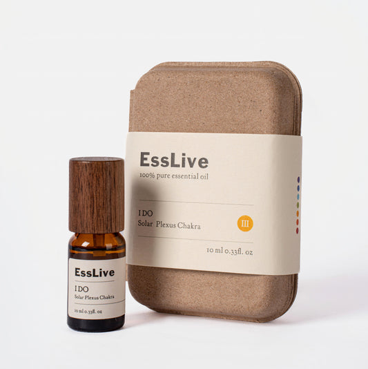 EssLive I DO Solar Plexus Chakra essential oil blend bottle